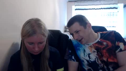 Snapshot of jenisandpeter chatting on 06/05/26, 06:52 JenisAndPeter online show from 06/05/26, 06:52
