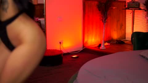 jenna_day online show from 02/17/25, 10:29