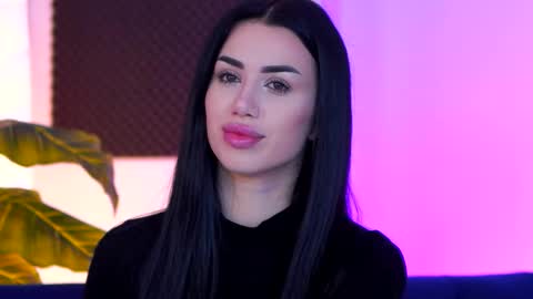 jenna_day online show from 11/20/25, 05:18