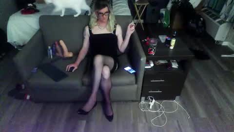 Jenna Cross online show from 04/11/26, 02:49