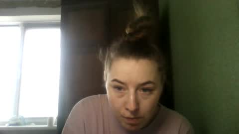 Snapshot of jennamolberty chatting on 04/15/26, 10:55 JennaMolberty online show from 04/15/26, 10:55