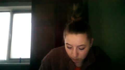 Snapshot of jennamolberty chatting on 04/24/26, 04:42 JennaMolberty online show from 04/24/26, 04:42