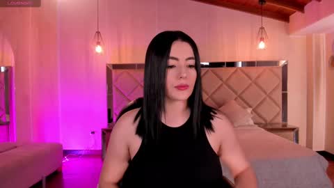 Snapshot of jennaolson chatting on 10/01/25, 05:41 Jenna Olson online show from 10/01/25, 05:41