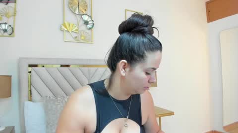 jenner_madison online show from 04/30/26, 11:27