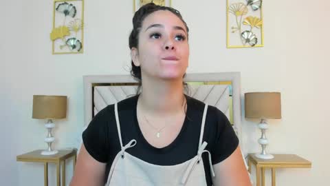Snapshot of jenner_madison chatting on 06/03/26, 11:35 jenner_madison online show from 06/03/26, 11:35