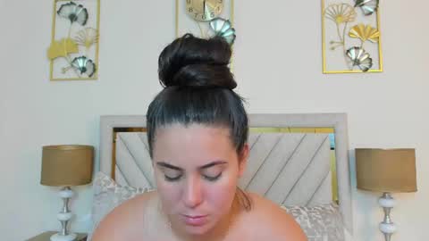 Snapshot of jenner_madison chatting on 07/04/26, 12:33 jenner_madison online show from 07/04/26, 12:33