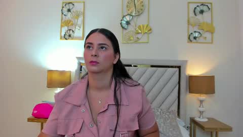 Snapshot of jenner_madison chatting on 07/17/26, 12:01 jenner_madison online show from 07/17/26, 12:01
