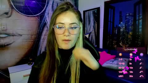 Snapshot of jenni_arango chatting on 12/06/24, 07:43 Jenny online show from 12/06/24, 07:43