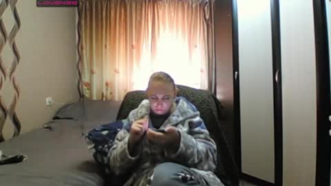JenniDeep online show from 04/30/26, 06:53