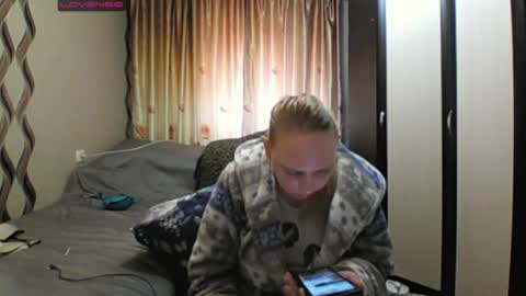 JenniDeep online show from 05/11/26, 05:24