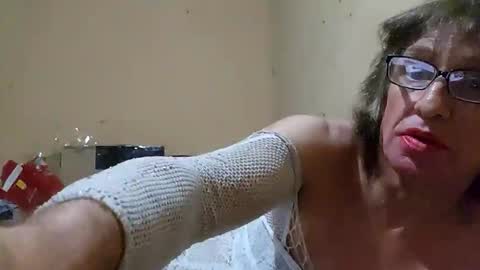 Snapshot of jennieheels19 chatting on 02/26/26, 05:28 jennieheels19 online show from 02/26/26, 05:28