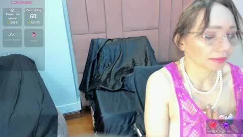 Snapshot of jennierosse chatting on 04/18/26, 12:20 Jennie online show from 04/18/26, 12:20