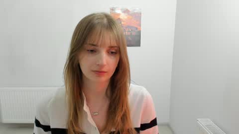 Snapshot of jenniestar chatting on 04/04/26, 12:24 Karla online show from 04/04/26, 12:24