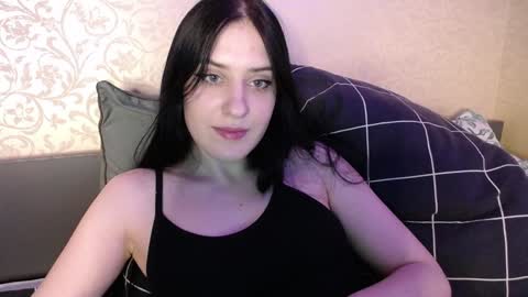 Snapshot of jennifeeeer chatting on 01/19/25, 01:10 Helen online show from 01/19/25, 01:10