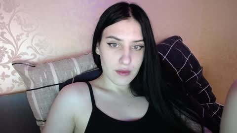 Snapshot of jennifeeeer chatting on 01/28/25, 10:45 Helen online show from 01/28/25, 10:45