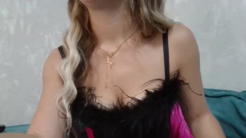 Jennifer online show from 12/14/24, 12:44