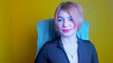 Snapshot of jennifer_cuttie chatting on 04/05/26, 05:59 Jennifer online show from 04/05/26, 05:59