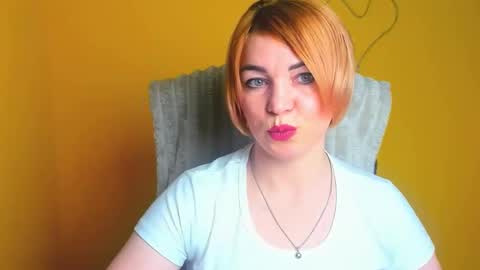 Snapshot of jennifer_cuttie chatting on 04/06/26, 11:44 Jennifer online show from 04/06/26, 11:44