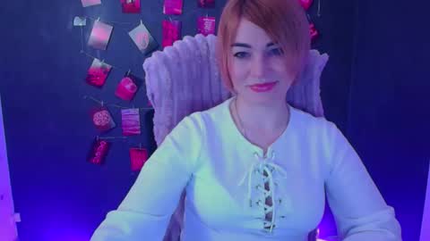 Snapshot of jennifer_cuttie chatting on 04/20/26, 05:54 Jennifer online show from 04/20/26, 05:54