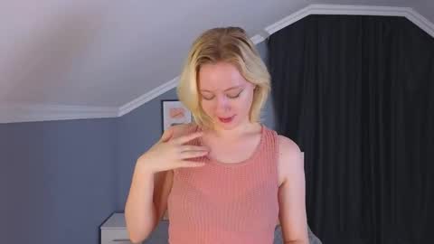 Snapshot of jennifer_mathis chatting on 10/02/25, 03:08 jennifer_mathis online show from 10/02/25, 03:08