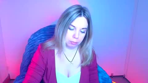 Jennifer online show from 04/27/26, 05:49