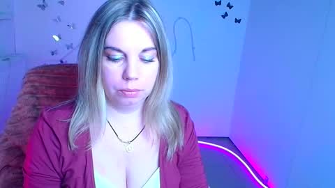 Jennifer online show from 04/30/26, 11:49