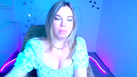 Jennifer online show from 05/11/26, 12:11