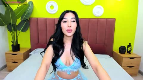 Jennifer online show from 10/14/25, 01:28