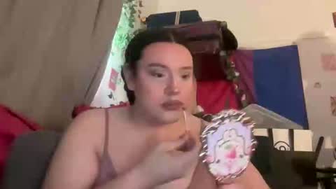 Snapshot of jennifer_robbie chatting on 06/05/26, 04:30 jennifer_robbie online show from 06/05/26, 04:30