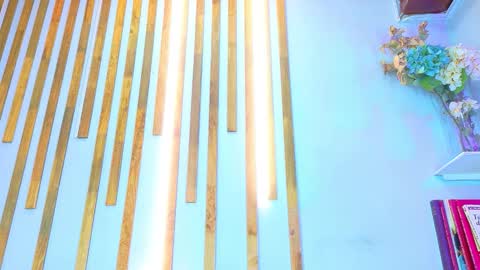 Jennifer vega  online show from 10/05/25, 07:01