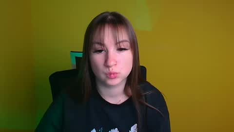 Jennifer online show from 01/26/25, 03:47