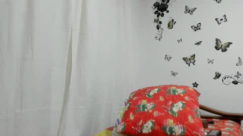 jenniferloveyou online show from 01/22/25, 01:10