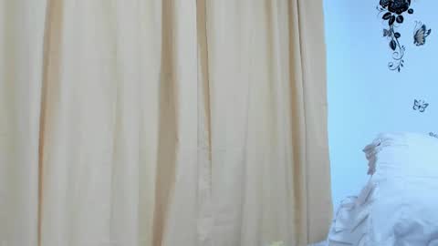 jenniferloveyou online show from 10/04/25, 09:18