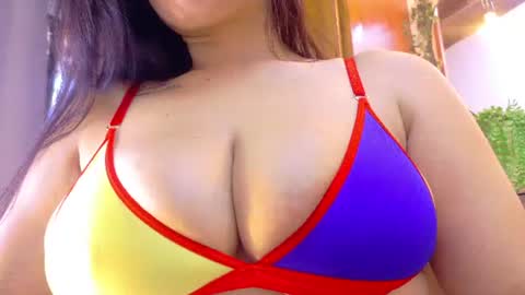 Jennifer vega  online show from 06/17/26, 09:05