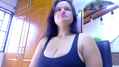 Jennifer vega  online show from 06/26/26, 09:41