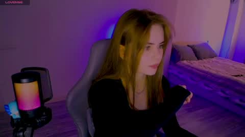 Snapshot of jenniferwandis77 chatting on 05/02/26, 01:38 Jenni online show from 05/02/26, 01:38