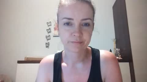 Snapshot of jenniferxsweet chatting on 06/21/26, 08:33 JenniferXSweet online show from 06/21/26, 08:33