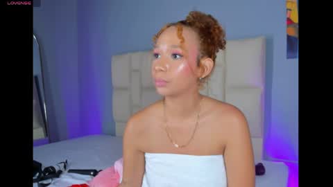 Snapshot of jenny__lawrence chatting on 04/11/26, 07:45 jenny__lawrence online show from 04/11/26, 07:45