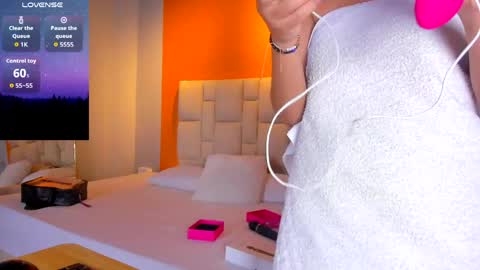 Snapshot of jenny__lawrence chatting on 06/01/26, 04:14 jenny__lawrence online show from 06/01/26, 04:14