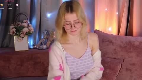jenny_bunny_ online show from 02/17/25, 01:36