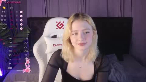 jenny_bunny_ online show from 03/08/25, 04:45