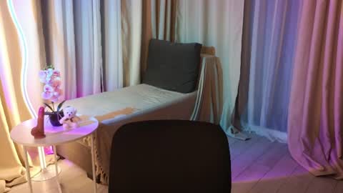 jenny_bunny_ online show from 06/11/26, 01:27