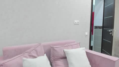 Jenny online show from 11/11/25, 09:15