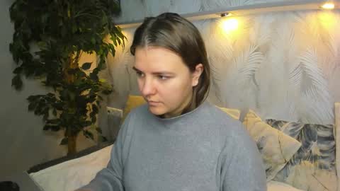 Jenny online show from 11/16/25, 01:33