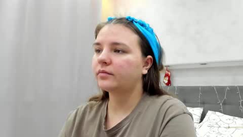 Snapshot of jenny_jimmy chatting on 01/08/26, 01:19 Jenny online show from 01/08/26, 01:19