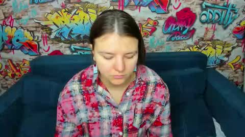 Snapshot of jenny_jimmy chatting on 02/02/26, 12:53 Jenny online show from 02/02/26, 12:53