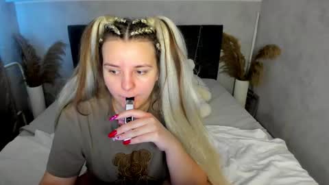 Snapshot of jenny_jimmy chatting on 02/20/26, 06:26 Jenny online show from 02/20/26, 06:26