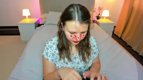 Snapshot of jenny_jimmy chatting on 04/01/26, 09:21 Jenny online show from 04/01/26, 09:21