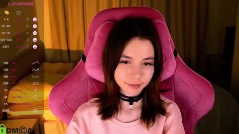 Snapshot of jenny_lylu chatting on 03/01/25, 08:42 Ori online show from 03/01/25, 08:42