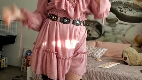 Snapshot of jennycutey chatting on 01/27/25, 06:52 jennycutey online show from 01/27/25, 06:52